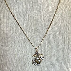 USMC Marine Eagle Globe and Anchor Emblem Pendant Gold Tone Chain Necklace 24”